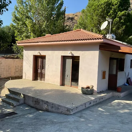 Evie's House Дом отдыха *