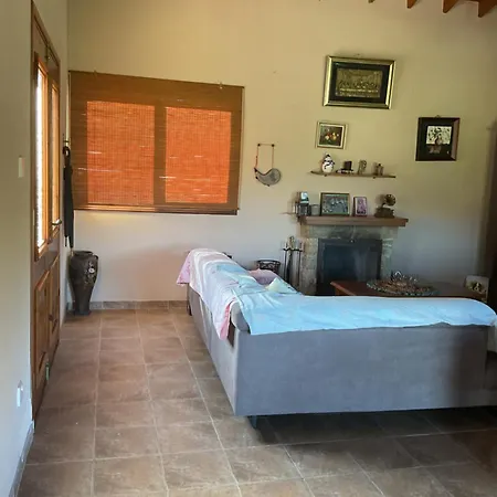 Evie's House * Arakapas