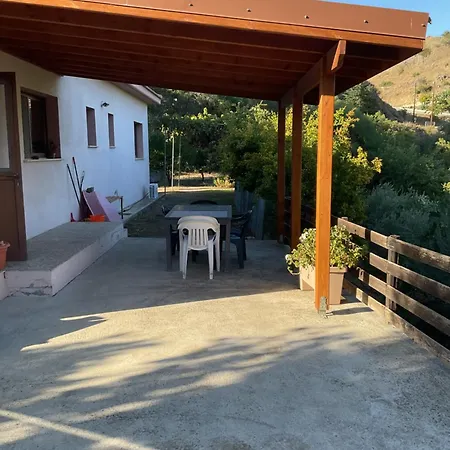 Evie's House Holiday home Arakapas